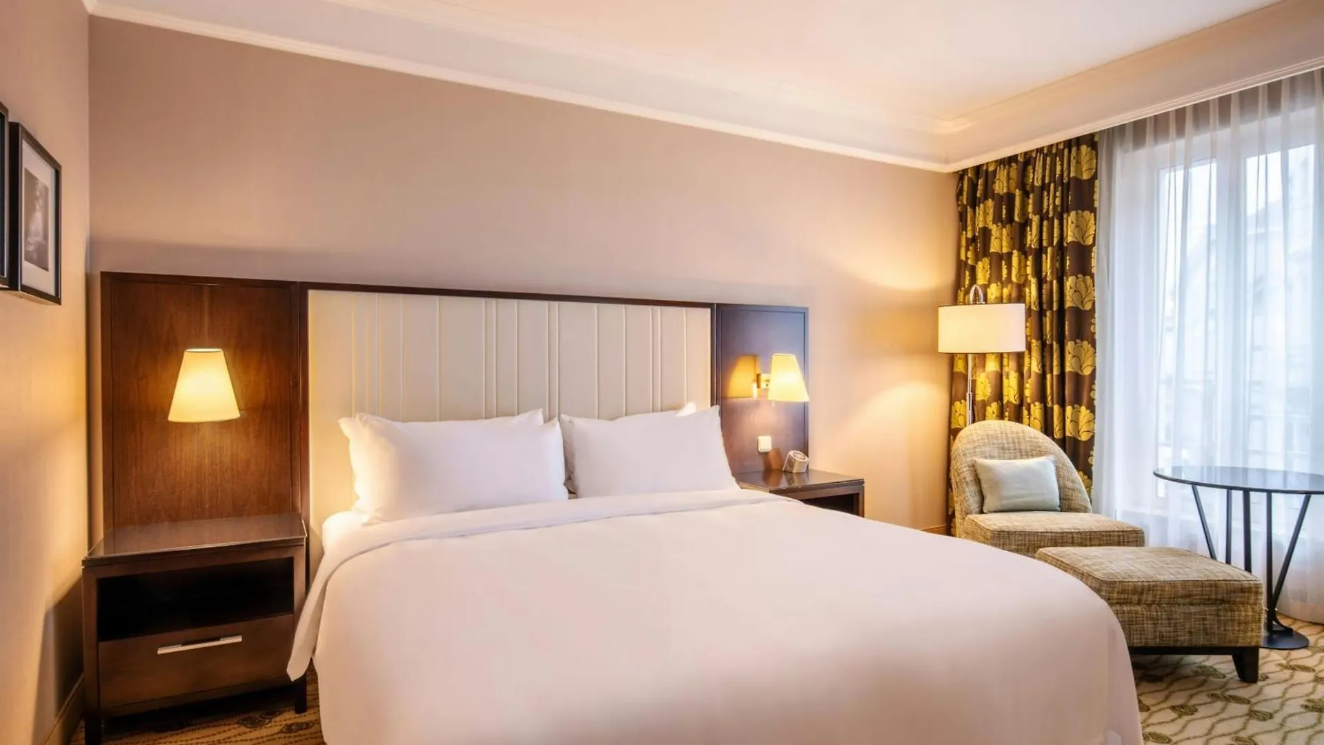 Renaissance Brussels Hotel Ixelles