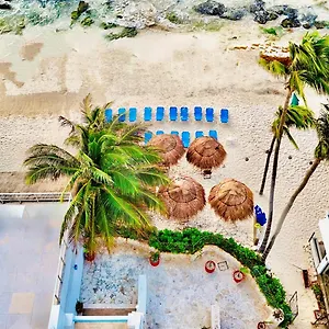 Hotell Pelicano - Beachfront ***