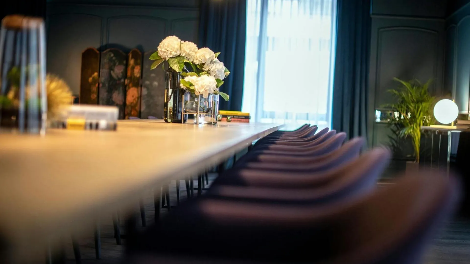 ****  איקסל Renaissance Brussels Hotel בלגיה