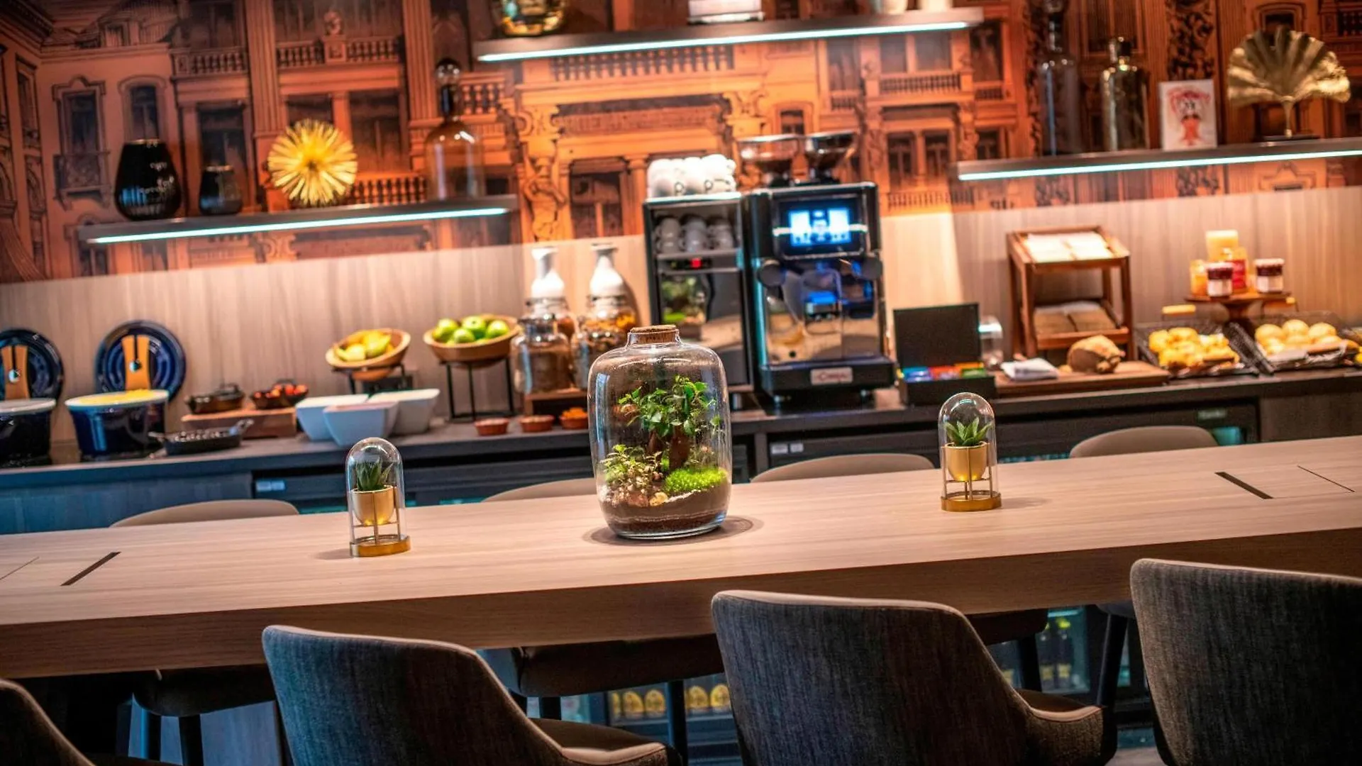 ****  איקסל Renaissance Brussels Hotel בלגיה