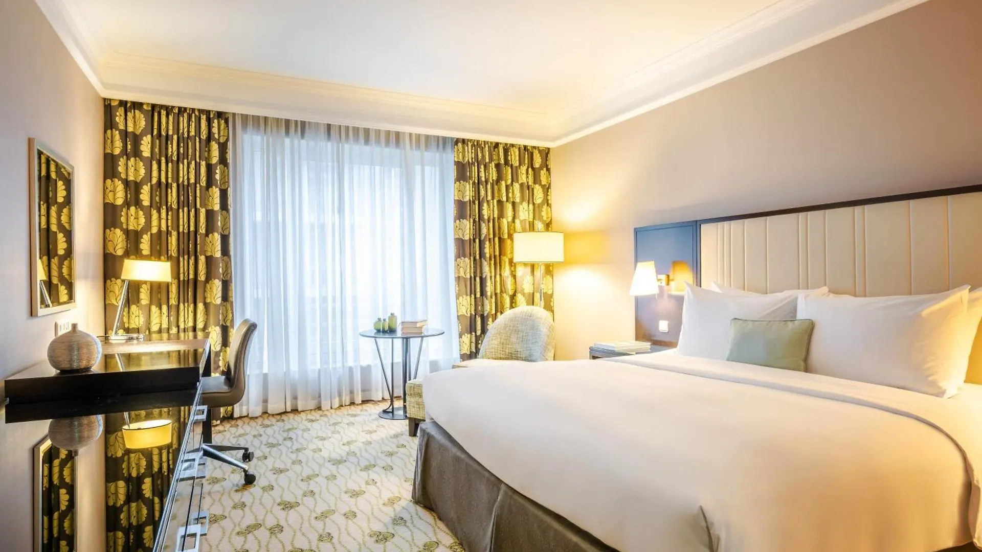 איקסל Renaissance Brussels Hotel